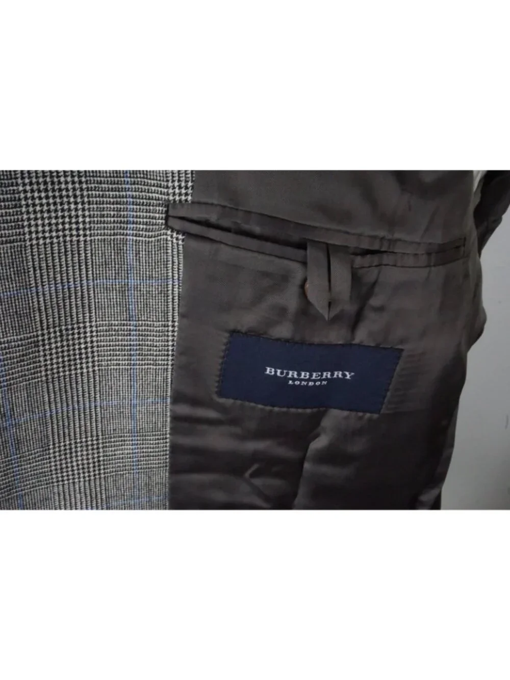 Burberry London Gray Blue Black Plaid Wool 2 Pc Suit Jacket Pant 56R EU NEW